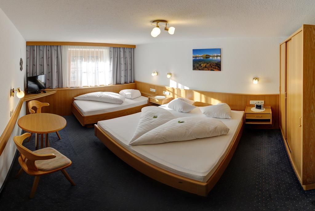 Bed and Breakfast Haus Morgensonne à Sankt Anton am Arlberg Extérieur photo
