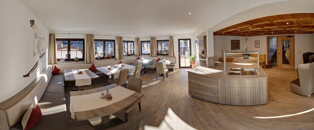 Bed and Breakfast Haus Morgensonne à Sankt Anton am Arlberg Extérieur photo