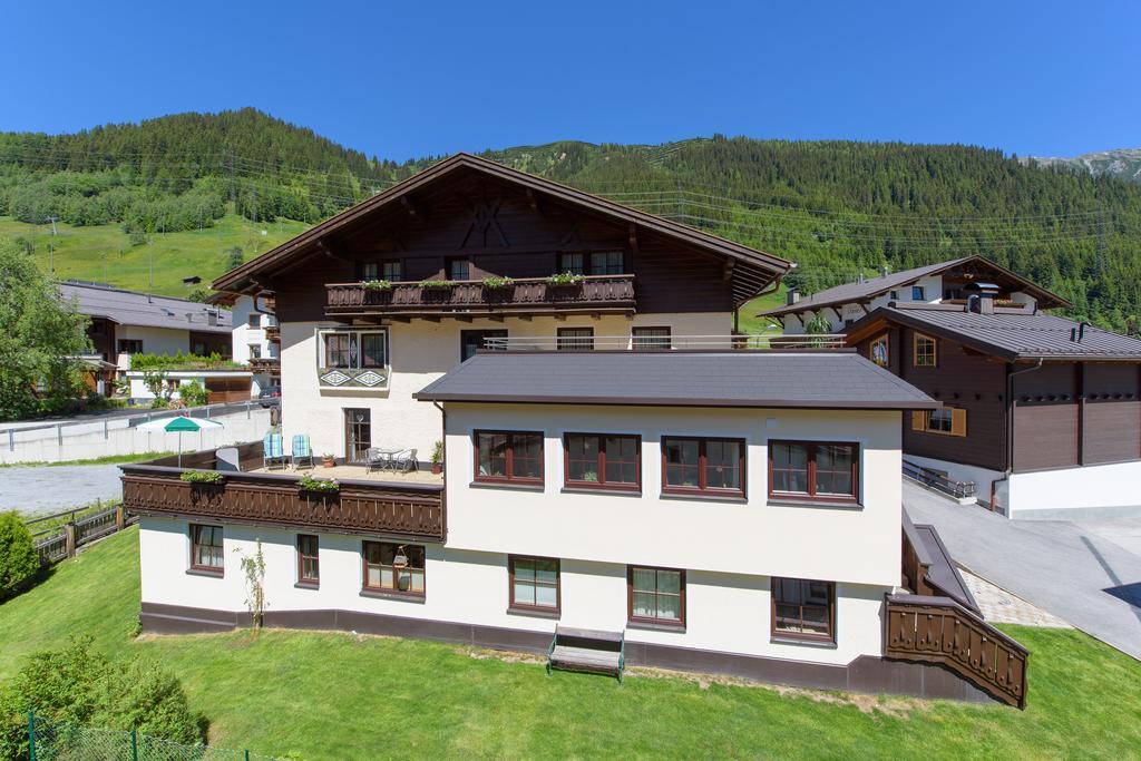 Bed and Breakfast Haus Morgensonne à Sankt Anton am Arlberg Extérieur photo